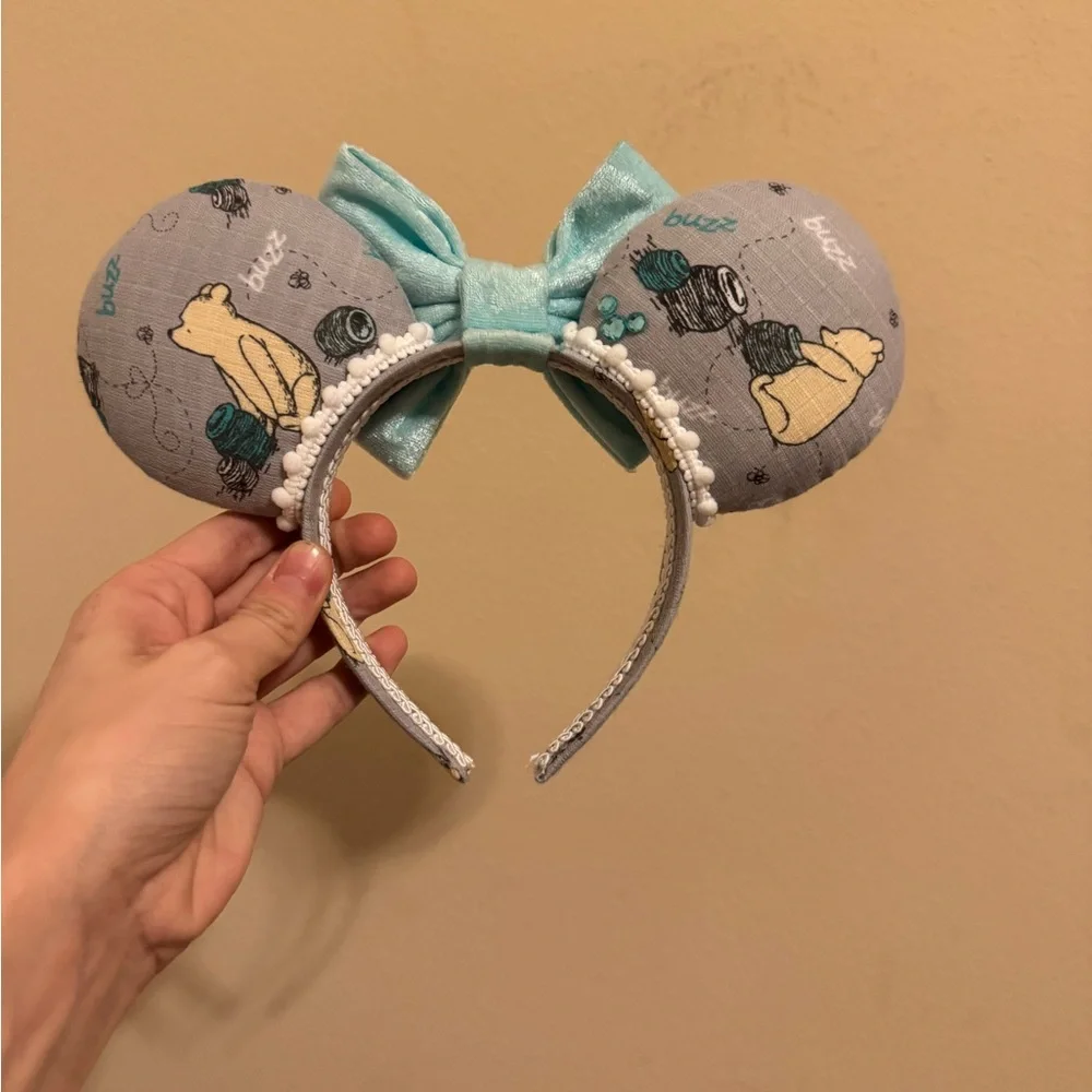 Disney Winnie the Pooh gray ears headband